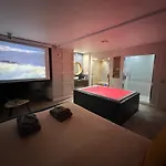 Avec Jacuzzi Sauna & Cinema - Nid D'angers Apartment Angers