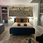 Avec Jacuzzi Sauna & Cinema - Nid D'angers