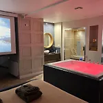 Avec Jacuzzi Sauna & Cinema - Nid D'angers Apartment Angers