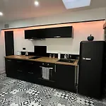Avec Jacuzzi Sauna & Cinema - Nid D'angers * 昂热