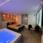Apartment Avec Jacuzzi Sauna & Cinema - Nid D'angers Angers