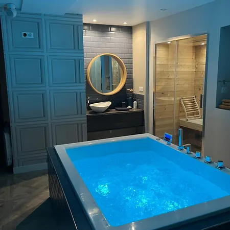 Avec Jacuzzi Sauna & Cinema - Nid D'angers Apartament