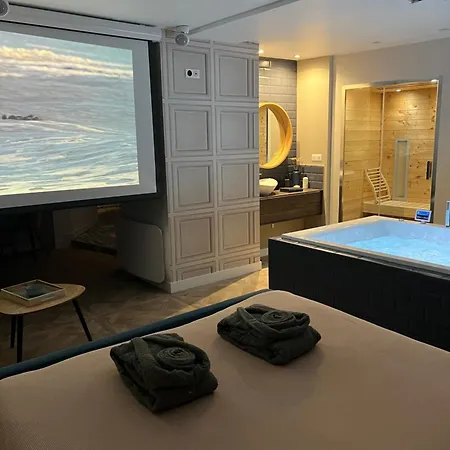 Apartament Avec Jacuzzi Sauna & Cinema - Nid D'angers