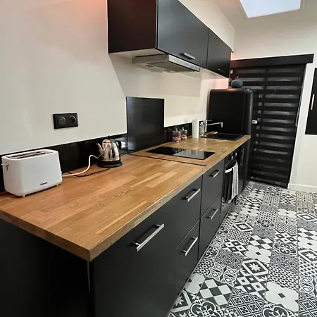 Appartement Avec Jacuzzi Sauna & Cinema - Nid D'angers Angers