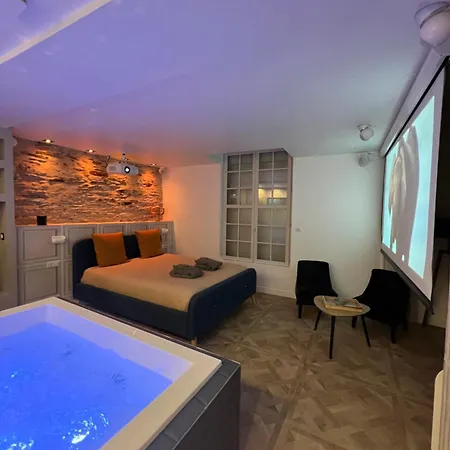 Apartament Avec Jacuzzi Sauna & Cinema - Nid D'angers Angers