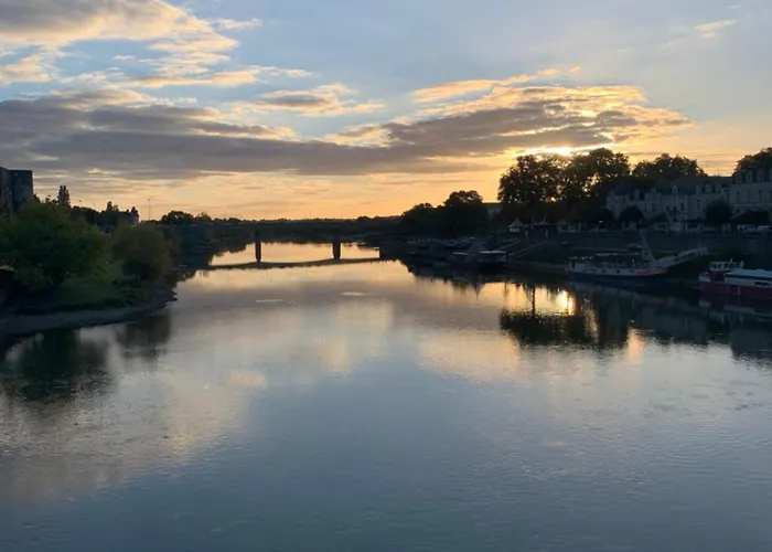 Avec Jacuzzi Sauna & Cinema - Nid D'angers Appartement *