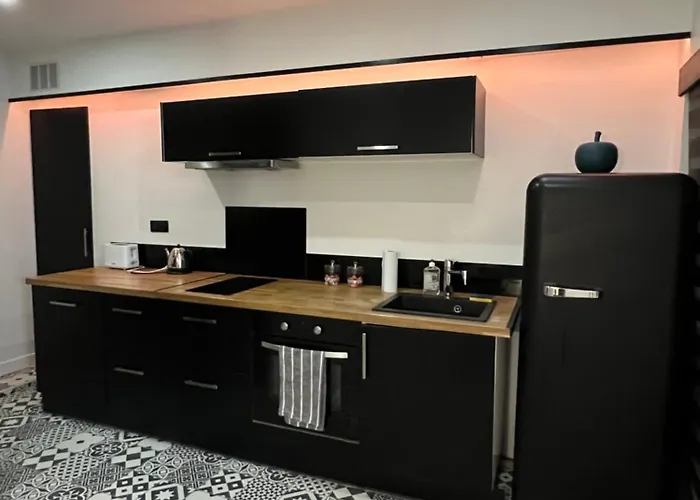 Avec Jacuzzi Sauna&home Cinéma - Nid D'angers * Angers